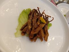 -无锡鼎尚皇冠酒店