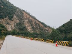 -抱龙峪