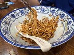 -何太太馄饨面铺(大浒东苑店)