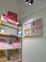 -尤米一站式美甲美睫