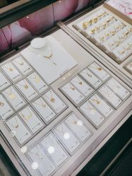 -周大福CHOW TAI FOOK(宝山苏宁易购店)