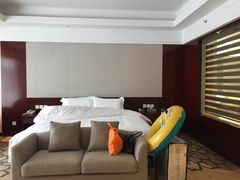 -兴芮温泉度假区