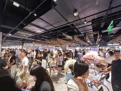 -胖东来生活广场(健康路店)