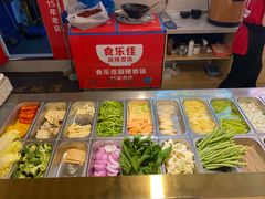 -食乐佳麻辣香锅(森林摩尔商业街区店)