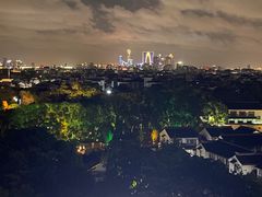 -顽啤熊·酒客酒馆(苏城夜景必选店)