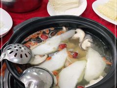 -花苑美食横琴生蚝火锅(拱北粤华路店)