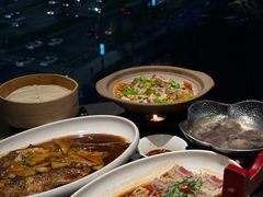 -柒园·三十年创意杭帮菜(龙湖滨江天街店)