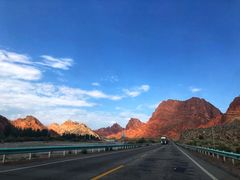 -天山神秘大峡谷