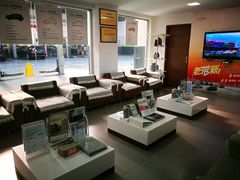 -烟台华鑫上汽大众4S店(机场路店)