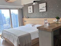 -闲隅江景艺术酒店(解放碑洪崖洞总店)