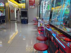 -爱玩嘉年华(龙湖曲江天街店)