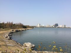 -上海滴水湖皇冠假日酒店