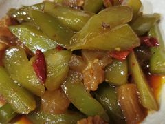 莴苣烧牛筋-大隐隐于市私房菜(保和小区店)