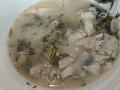 -严记小天府酸菜鱼(西四路店)