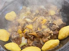 -粘豆包柴火铁锅炖