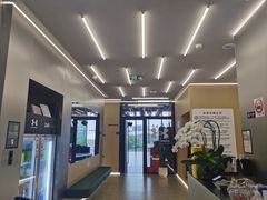 -Z&B Fitness Studio·Gym(前滩L+PLAZA店)