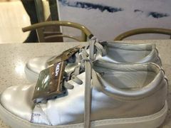 -莱靓奢侈品洗护改衣店(新世界百货崇文店)