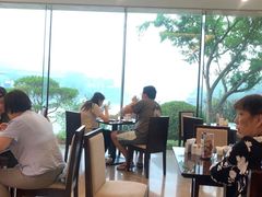 -上海怡沁园度假酒店