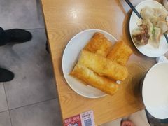 -三好食堂(煎饺·馄饨·肉饼米线·盛世广场店)