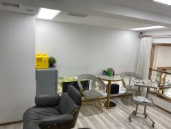 -艾美A·M Hair Salon