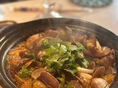 -蚝堡海鲜·威海菜·海肠捞饭·烧烤·亚洲吃蚝公司(幸福门店)