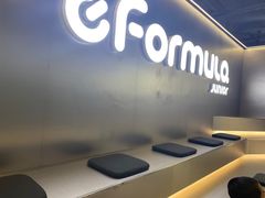 -e赛道卡丁车