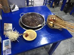 -马路边边·成都串串(翠柏路店)