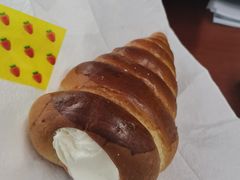 奶油牛角面包-新侨三宝乐面包店(崇文门店)