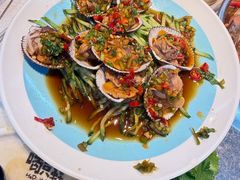 -喝丢一只鞋海鲜烧烤·海肠捞饭(市场店)