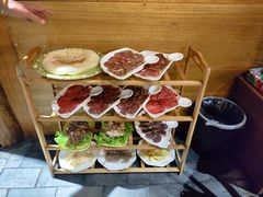 -有一锅·野生菌黑山羊腊排骨火锅(古城北门店)