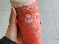 芝士草莓桃桃-沪上阿姨鲜果茶(陇海步行街店)