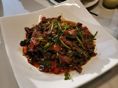 -三湘四水正宗湘菜(君峰路店)