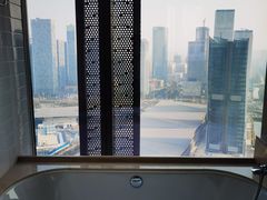 -国际青年会议酒店
