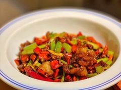 麻辣辣爆关岭牛黄金-包整·丝娃娃(一览甲秀楼风景店)