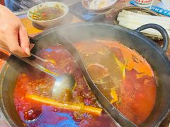 -赵美丽·重庆社区火锅·直营店(火车东站·中豪国际店)