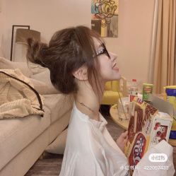 -时尚殿堂明星门店