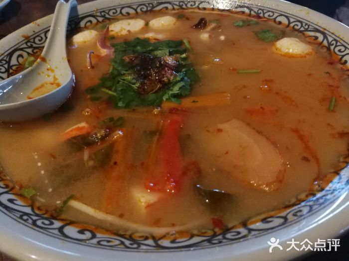 大头虾越式风味餐厅(光明广场店)冬阴功图片