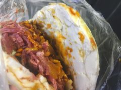 -清真马乐贝腊牛肉蛋黄菜夹馍(马蓉洒金桥店)