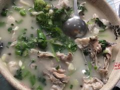 -海门渔村老厨子(海门渔村美食街店)