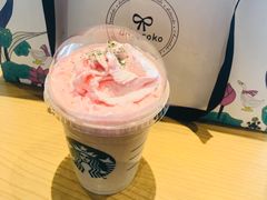 -星巴克(广州南站A18检票口楼上)