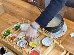 -双桥园·云南过桥米线(古城南门店)