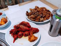 小龙虾-绿岛港轩海鲜烤肉涮锅自助餐厅