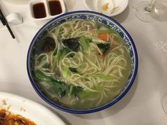 -聚春园自助餐厅(东街口店)