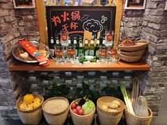 -谭鸭血老火锅(七宝万科广场店)