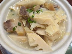 -小小饭店·休闲农庄·安吉松树林里的农家菜