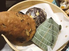 -八月美食小馆(银泰城总店)