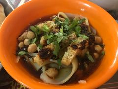 -烤肉小伙烤肉店