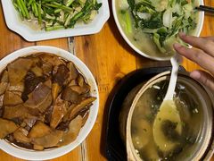 -山里人家土菜馆(茅山店)