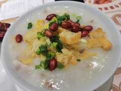 荔湾艇仔粥-赏点粤式点心(广州塔店)