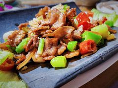 白族瓦片酱香肉-尽善百年古院餐厅(王家老宅店)